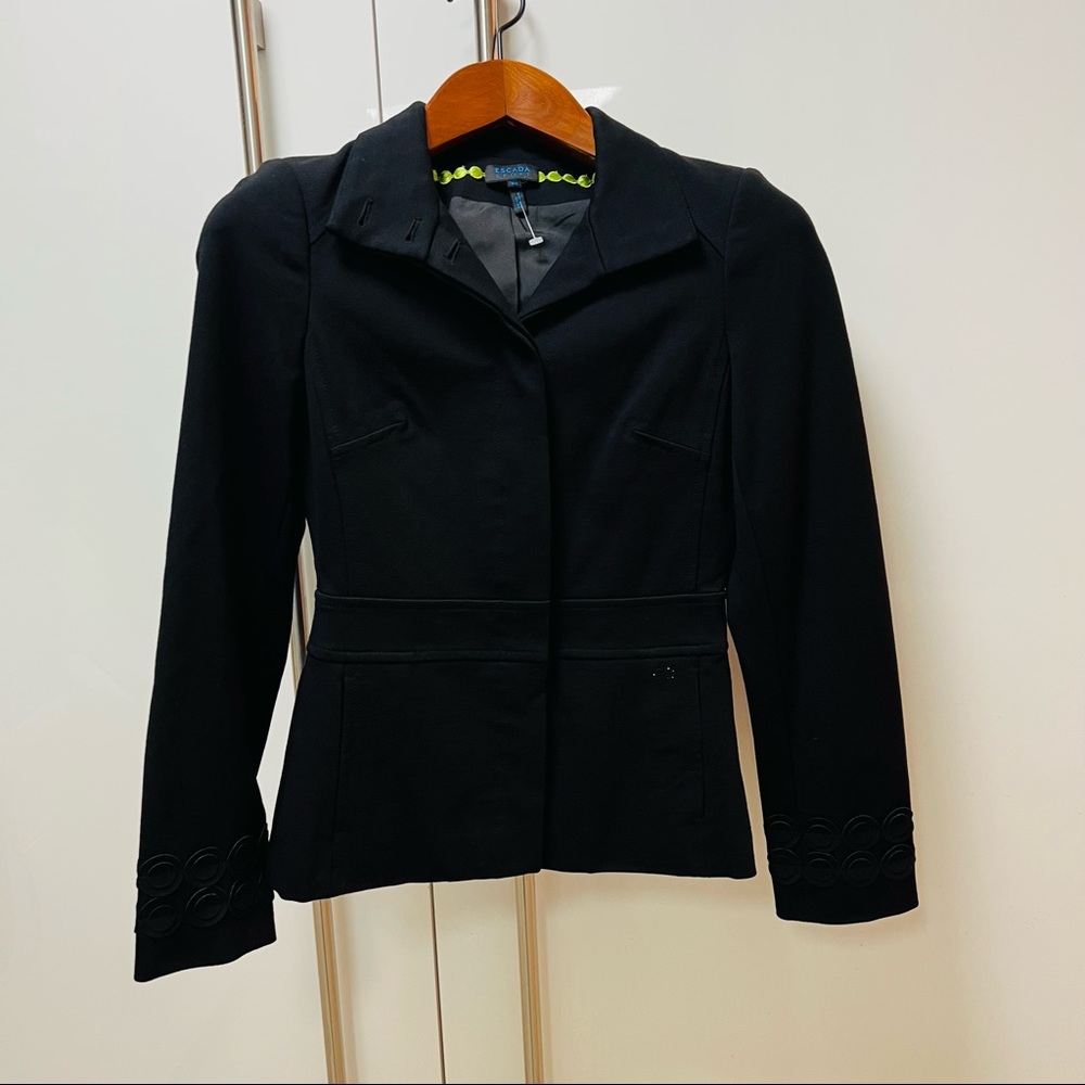 NWT Escada Black Blazer With Sleeve & Neck Detail.  Size 0 (EUR 32). High Neck.